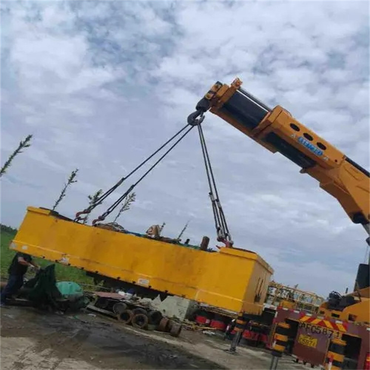 青县专业吊车出租哪家好